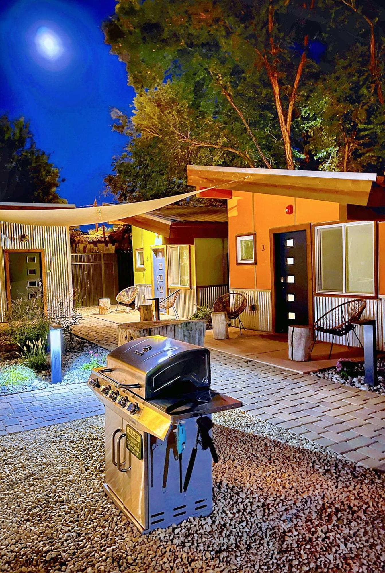 Downtown Kokopelli West 3 - Newly Remodeled Stylish Studio Moab Buitenkant foto